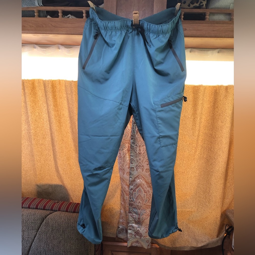 Hiking pants Size XXL (16)